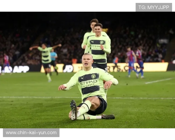 曼城阵地战出现巧妙过顶，哈兰德小角推射入网