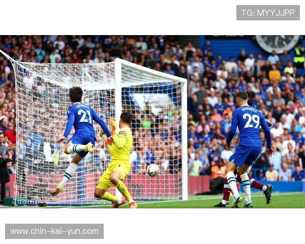 西汉姆替补登场立刻替队拿下关键一分